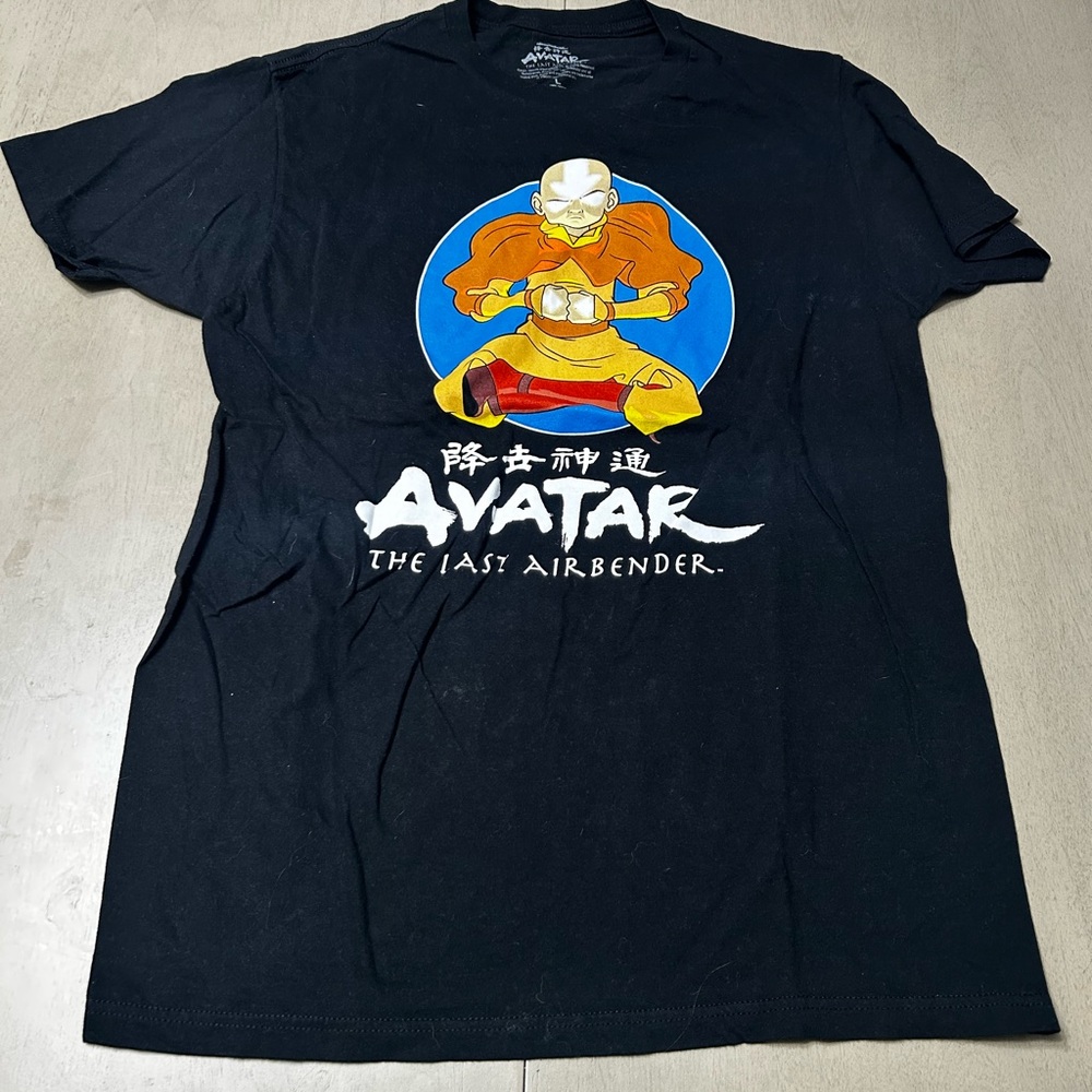 Nickelodeon Avatar the last airbender Black Tee